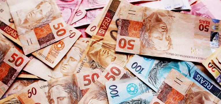 água de dinheiro água de dinheiro