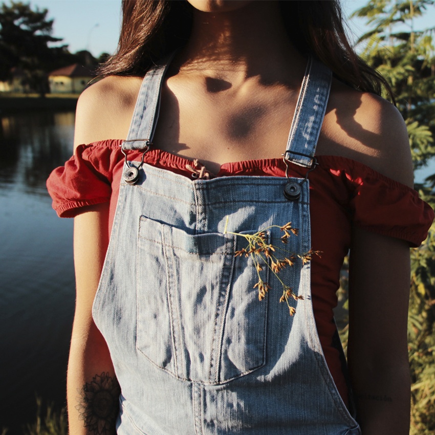 Peça Coringa_Jardineira Jeans