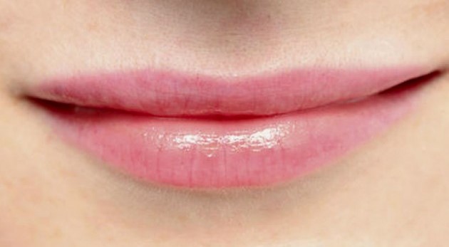 Lábios Finos